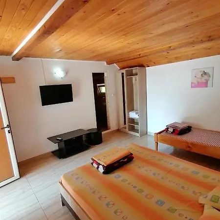 Johnny's House Διαμέρισμα Două Mai